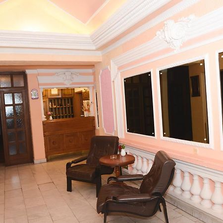 Beli Dvor Hotell Sombor Exteriör bild