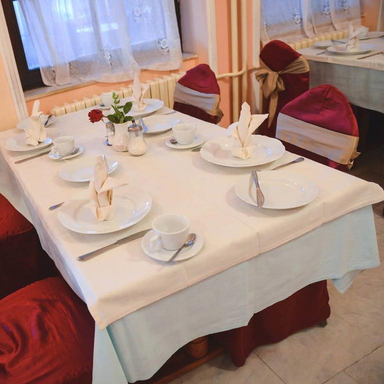 Beli Dvor Hotell Sombor Exteriör bild
